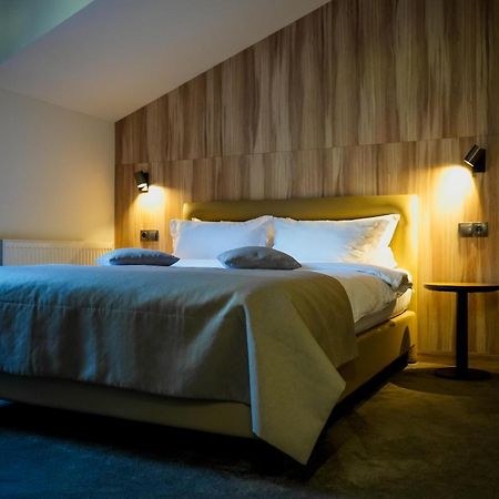 Yaremche Club Hotel Eksteriør billede