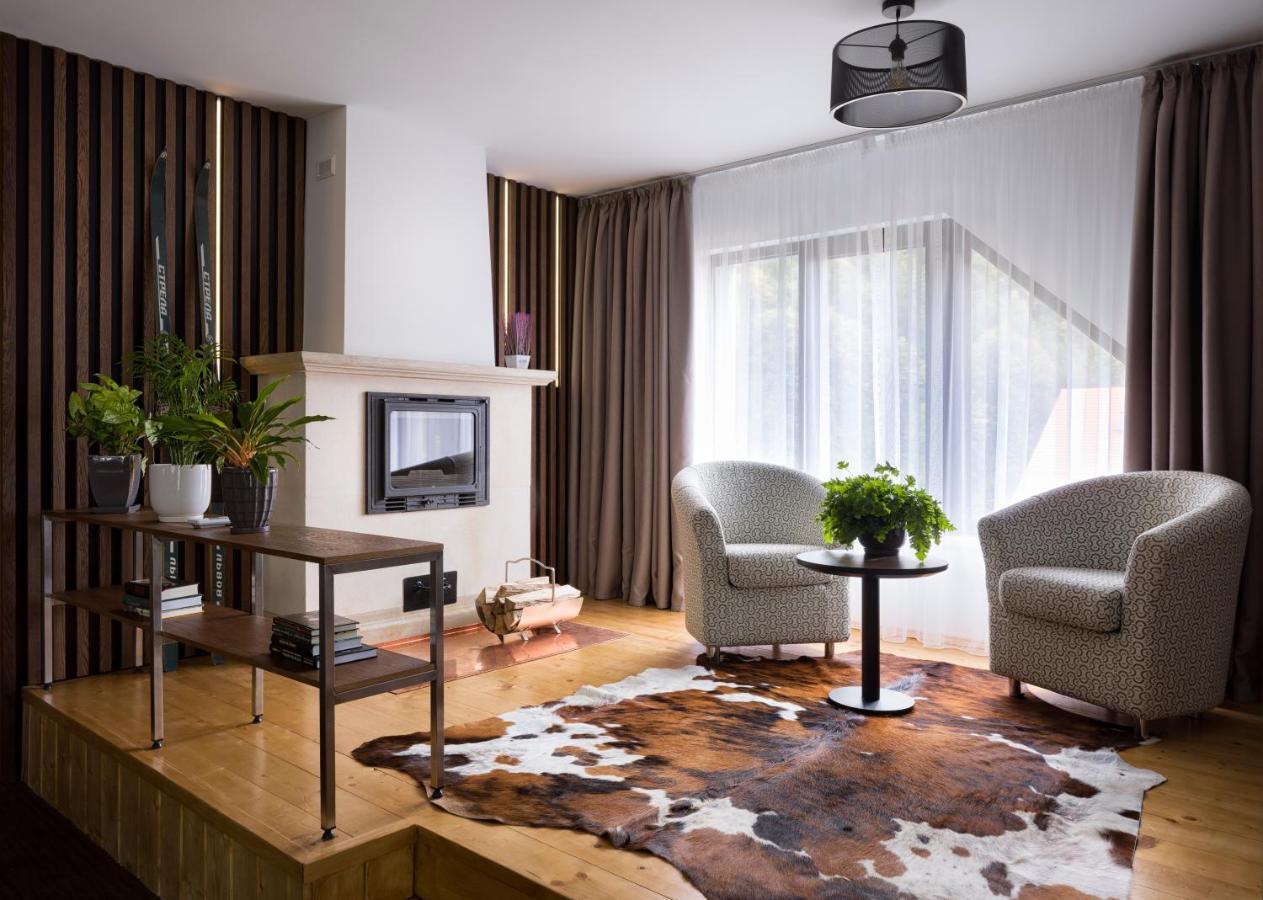 Yaremche Club Hotel Eksteriør billede
