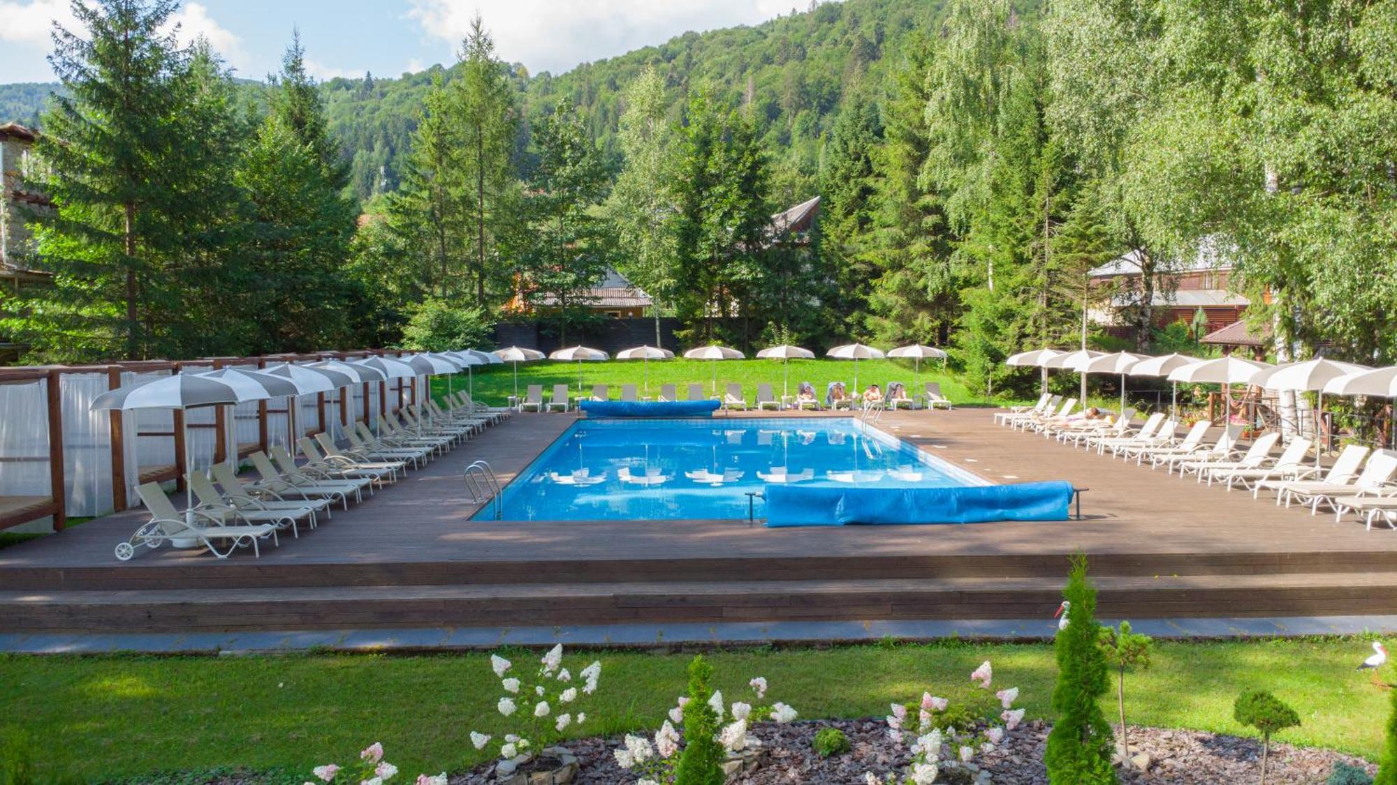 Yaremche Club Hotel Eksteriør billede